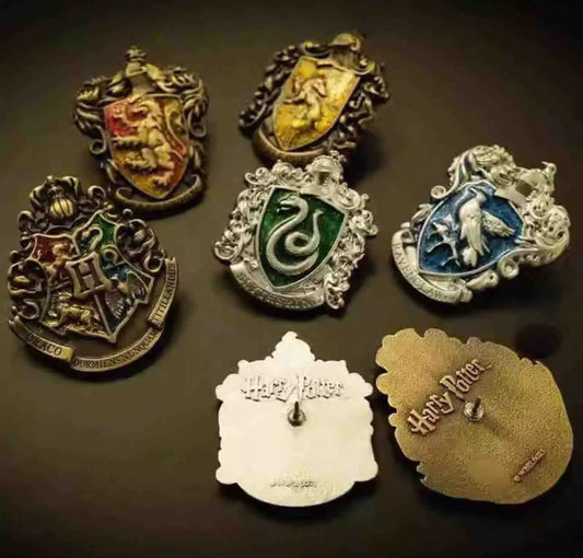 Pines Metálicos Harry Potter x 5 🪄 Escudos de Hogwarts – Colección de Casas